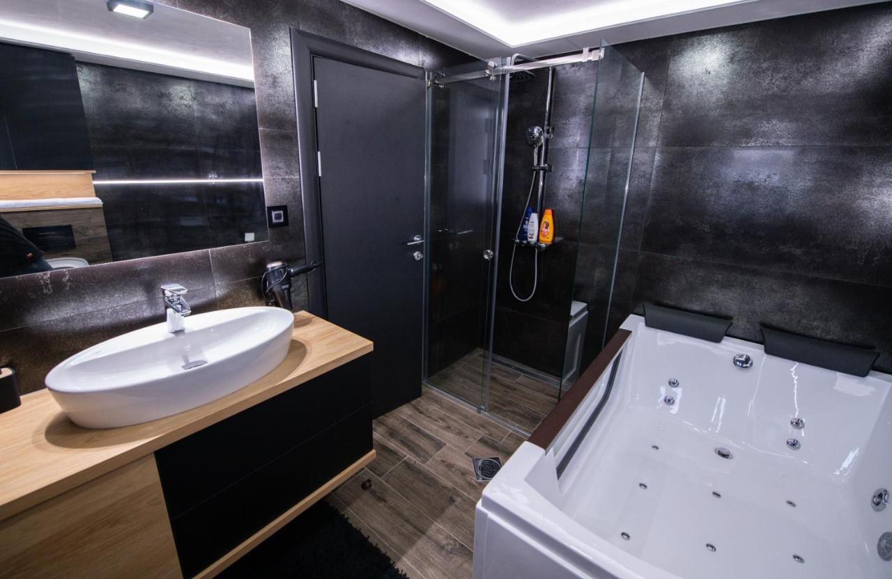 Lux Jefimija Apartment Валево Екстериор снимка